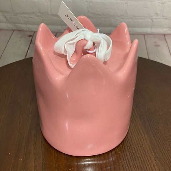 Rae Dunn Artisan Collection Pink Crown shape birdhouse “Queen” imprint NIB - Picture 3 of 5